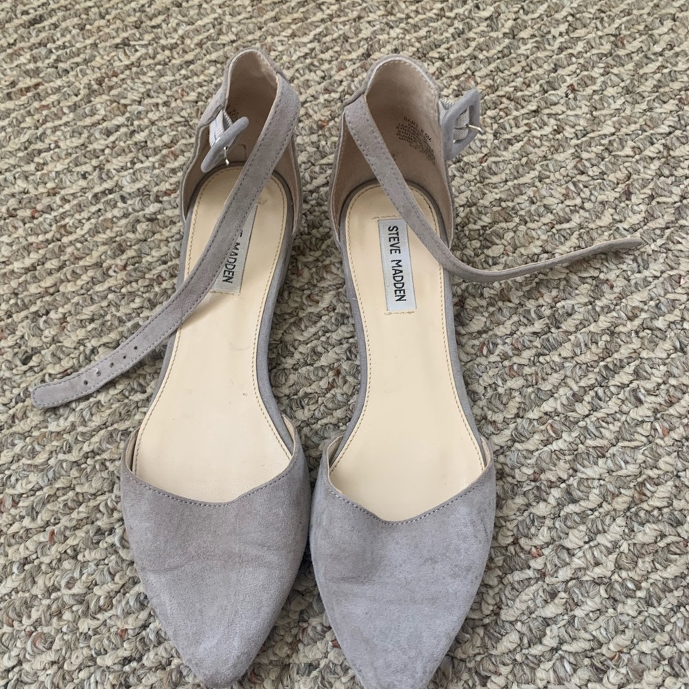 Steve Madden ankle strap flats/sandals